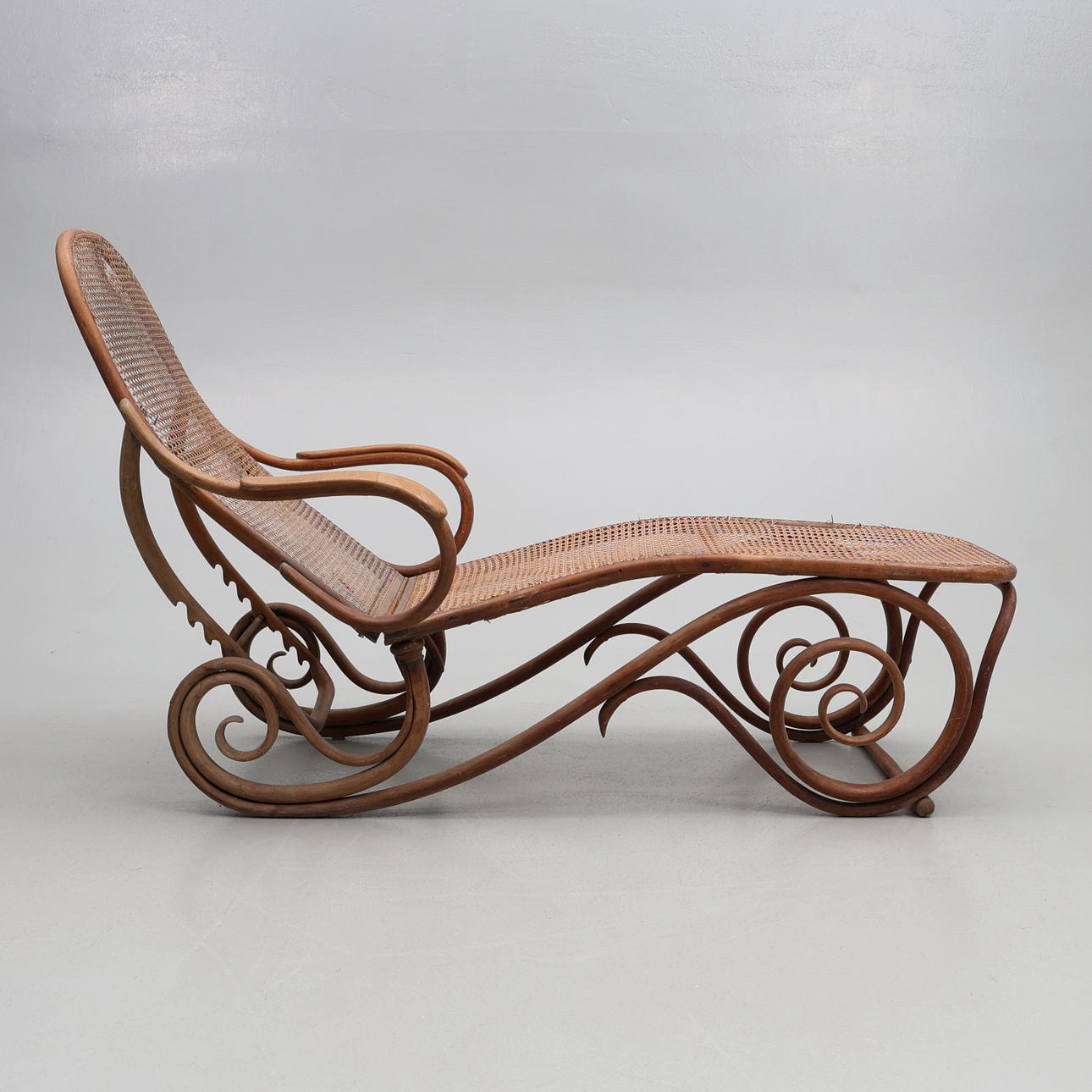 THONET. Day bed, no 2.