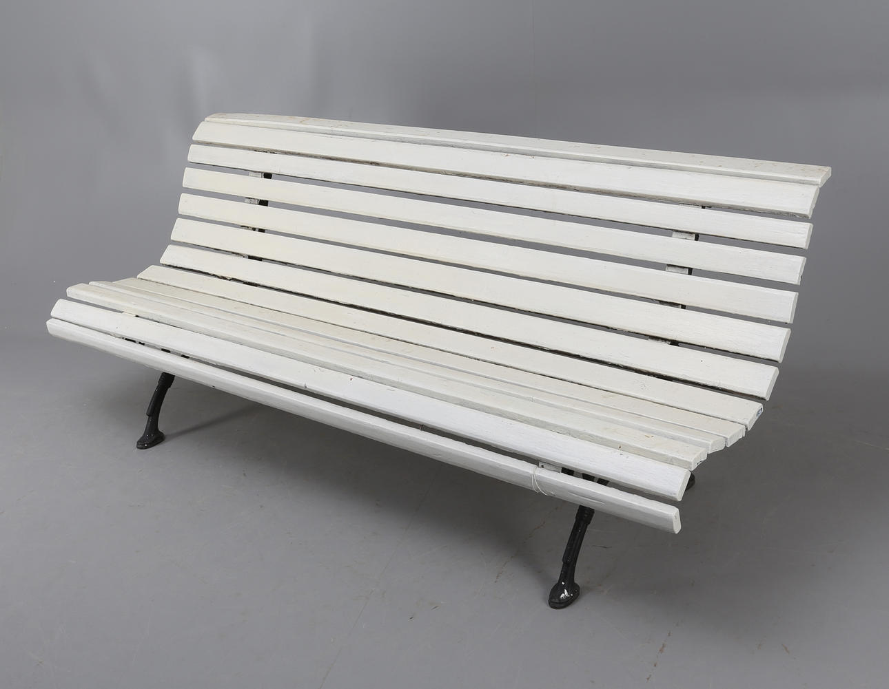 TRÄDGÅRDSSOFFA, trä samt gjutjärn, 18/1900-tal.