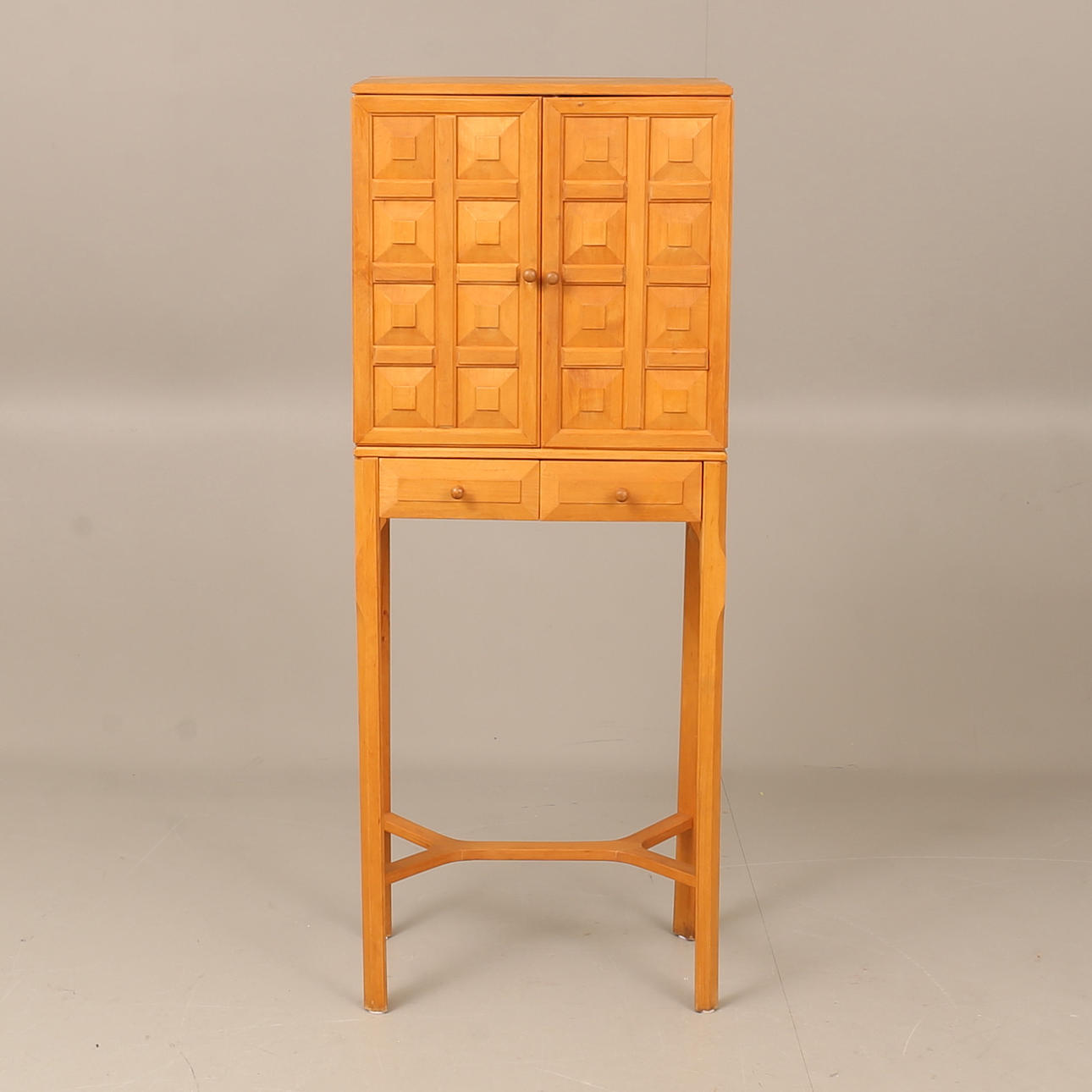 ULF EKDAHL. A 20th century cabinet.