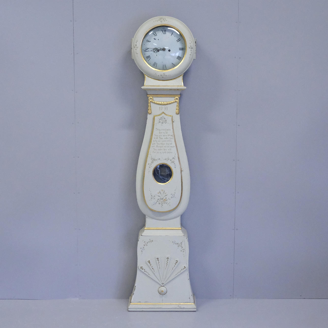 18TH/19TH CENTURY FLOOR CLOCK.