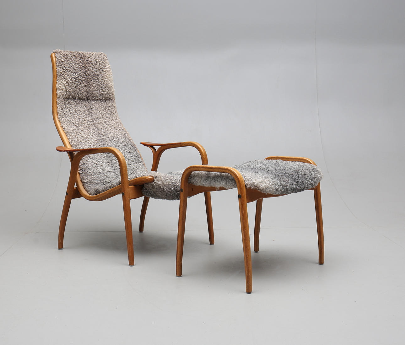 FÅTÖLJ samt FOTPALL, "Lamino", Yngve Ekström, Swedese, 1960-tal.