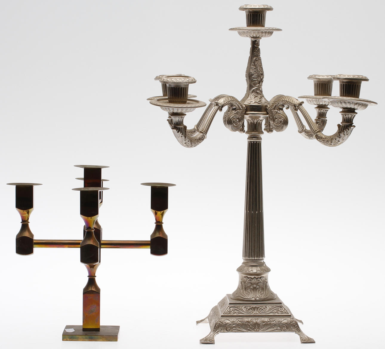 KANDELABRAR, 2 st, mässing och vitmetall, bl.a. Gusum.