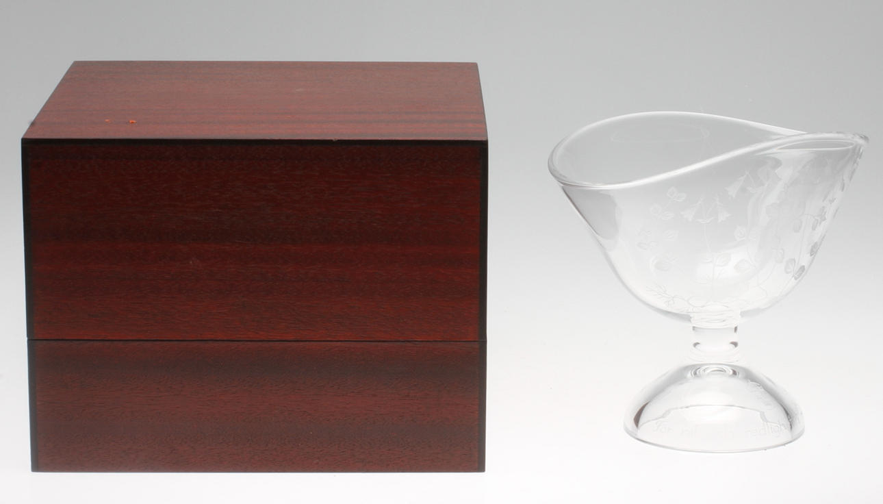 SKÅL, glas, Lisa Bauer, Kosta, signerad.