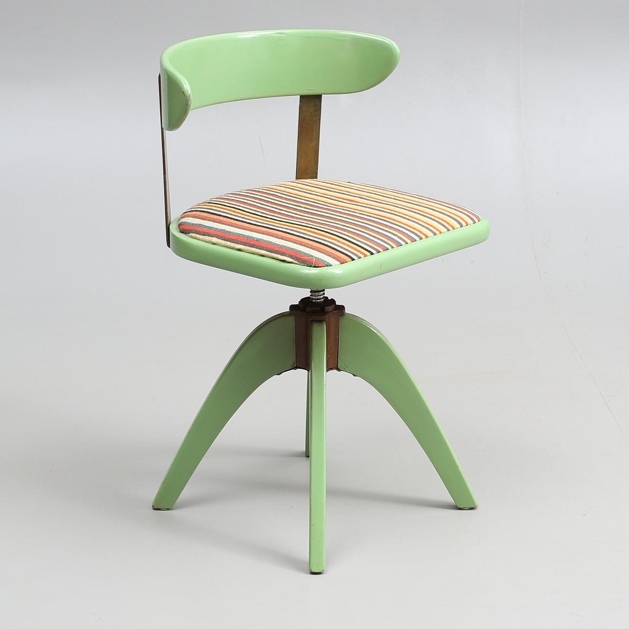 KONTORSSTOL, troligen Åtvidaberg, 1900-talets mitt.