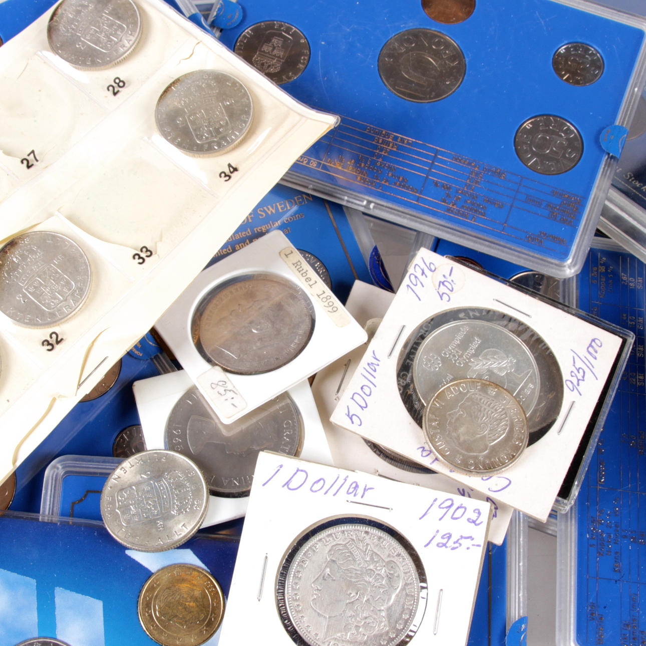 MYNTSAMLING, 34 delar. Silvermynt samt myntkassetter.