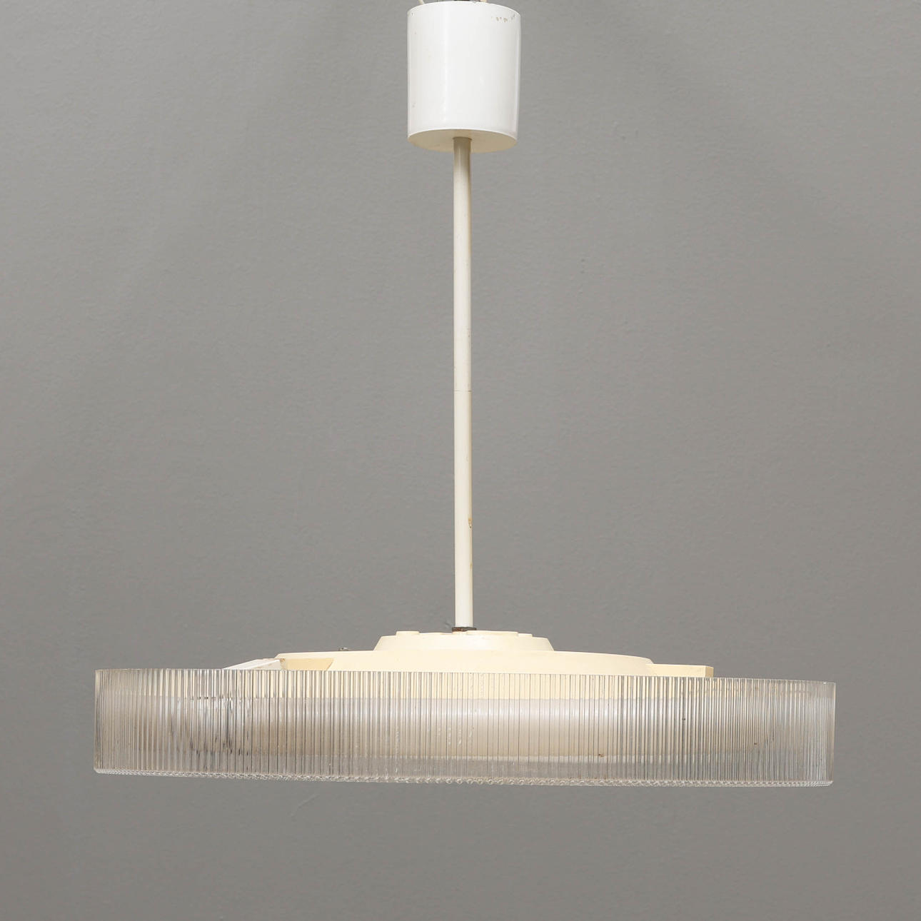 CEILING LAMP, plastic, plexiglass with ribbed pattern, fluorescent circle shape, 1960/70's.