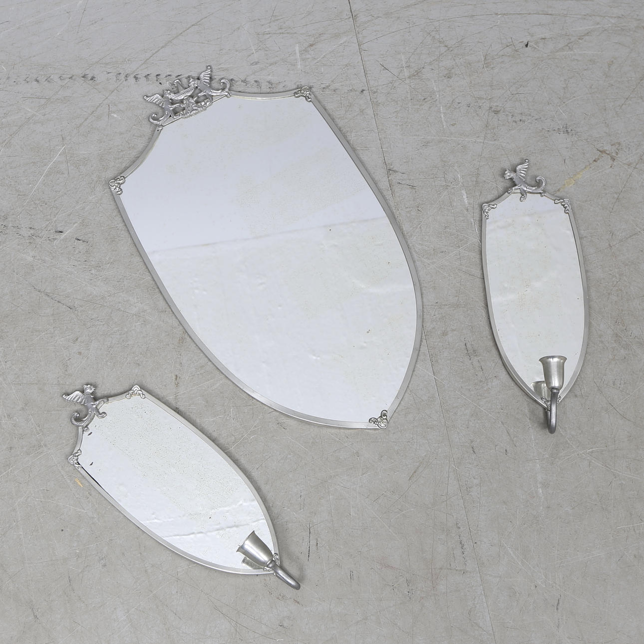 SPEGELGARNITYR, 3 delar, tenn, 1900-tal.