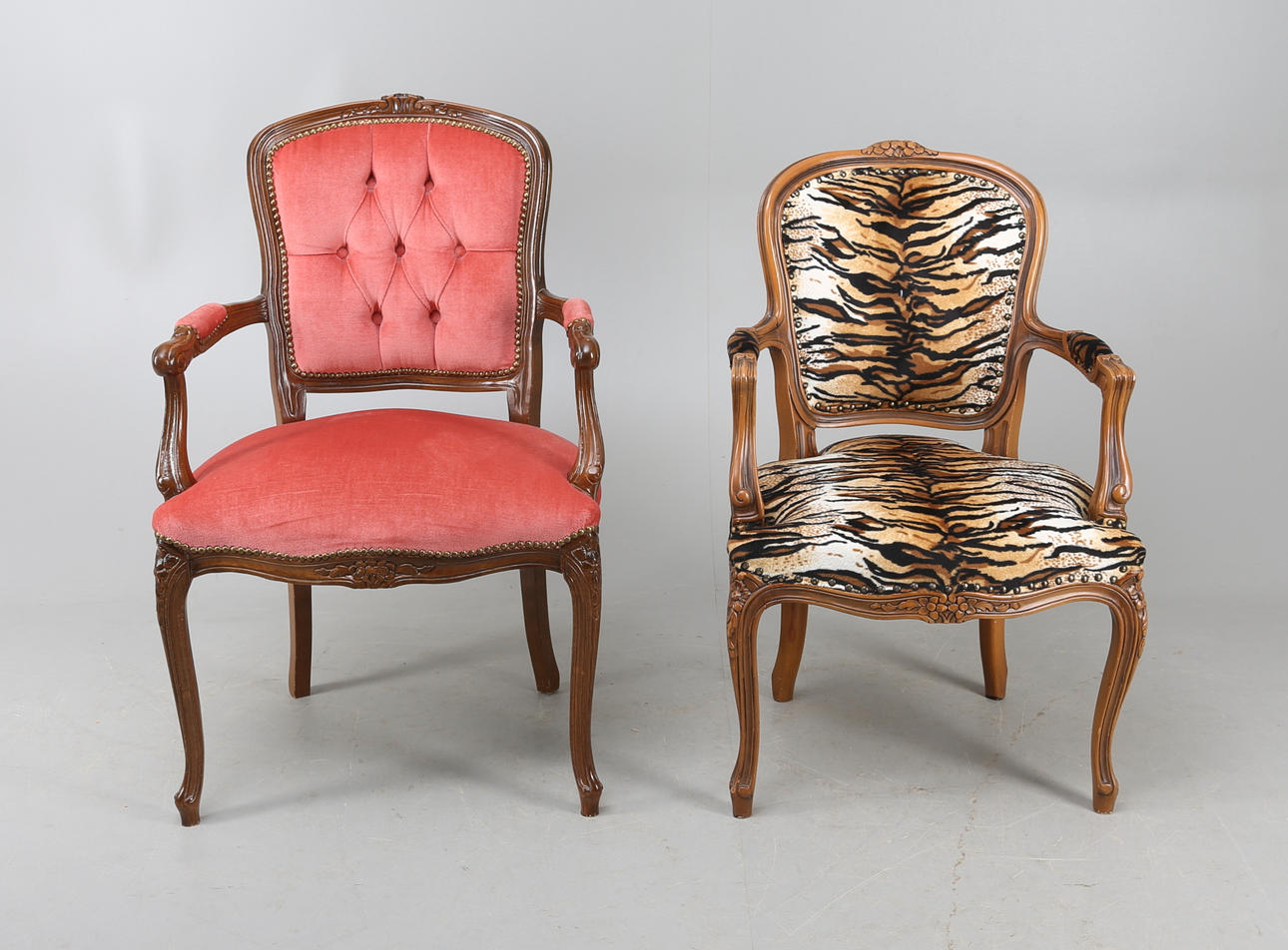 KARMSTOLAR, 2 st, rokokostil, 1900-tal.