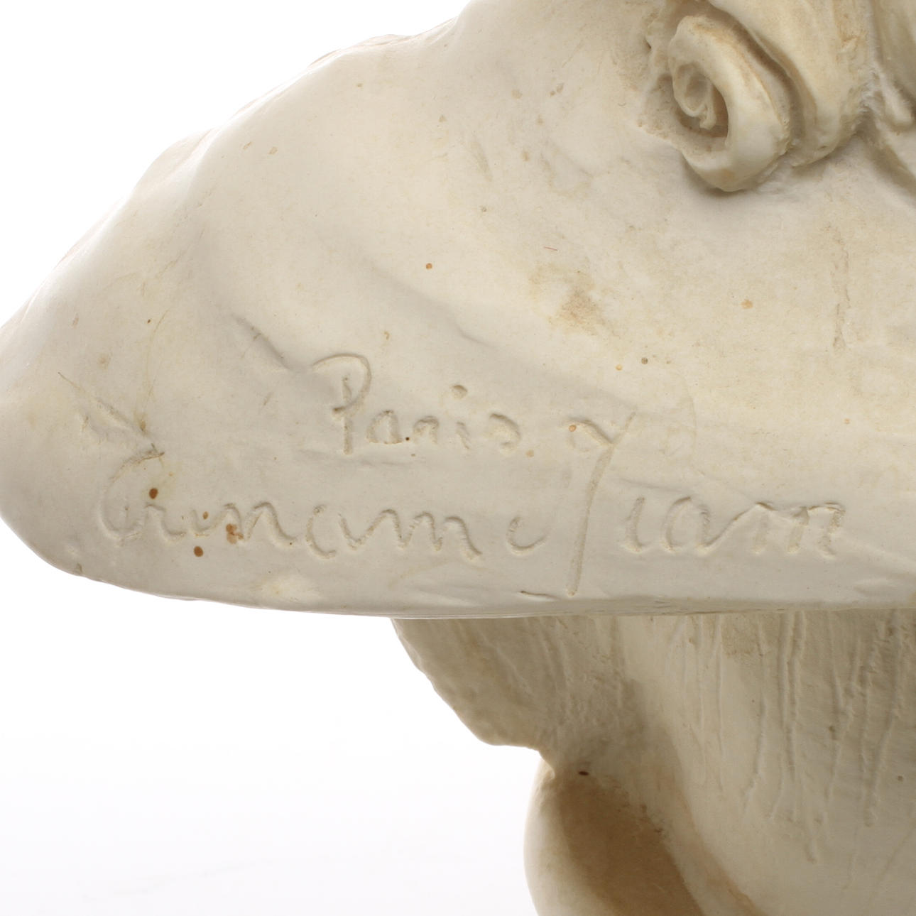 BUST, cast mass, 20th century. Art - Sculptures & Bronzes - Auctionet