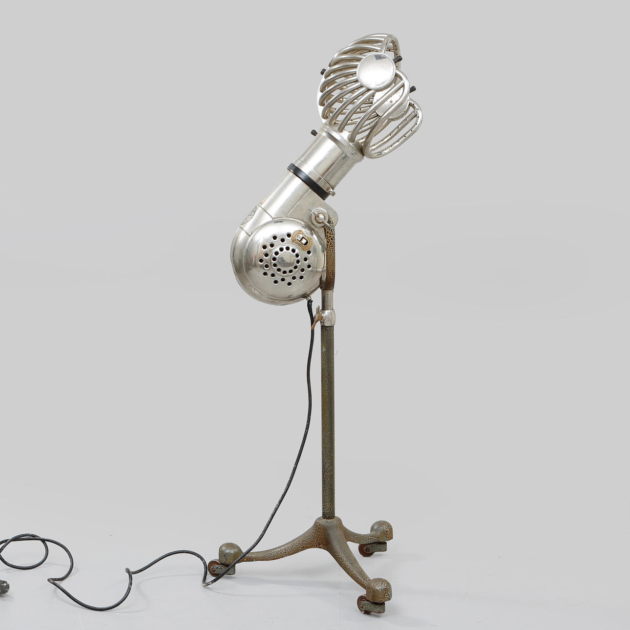 HAARFÖN, Muholos, Müller & Hoffmann, Leipzig.