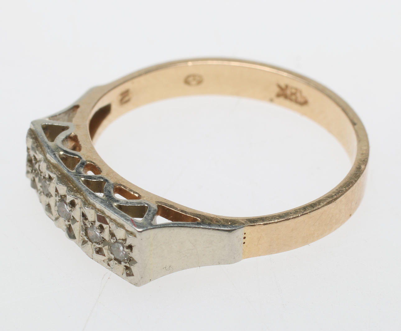 RING, guld 18 K, med 5 diamanter, ca 0,05 carat.