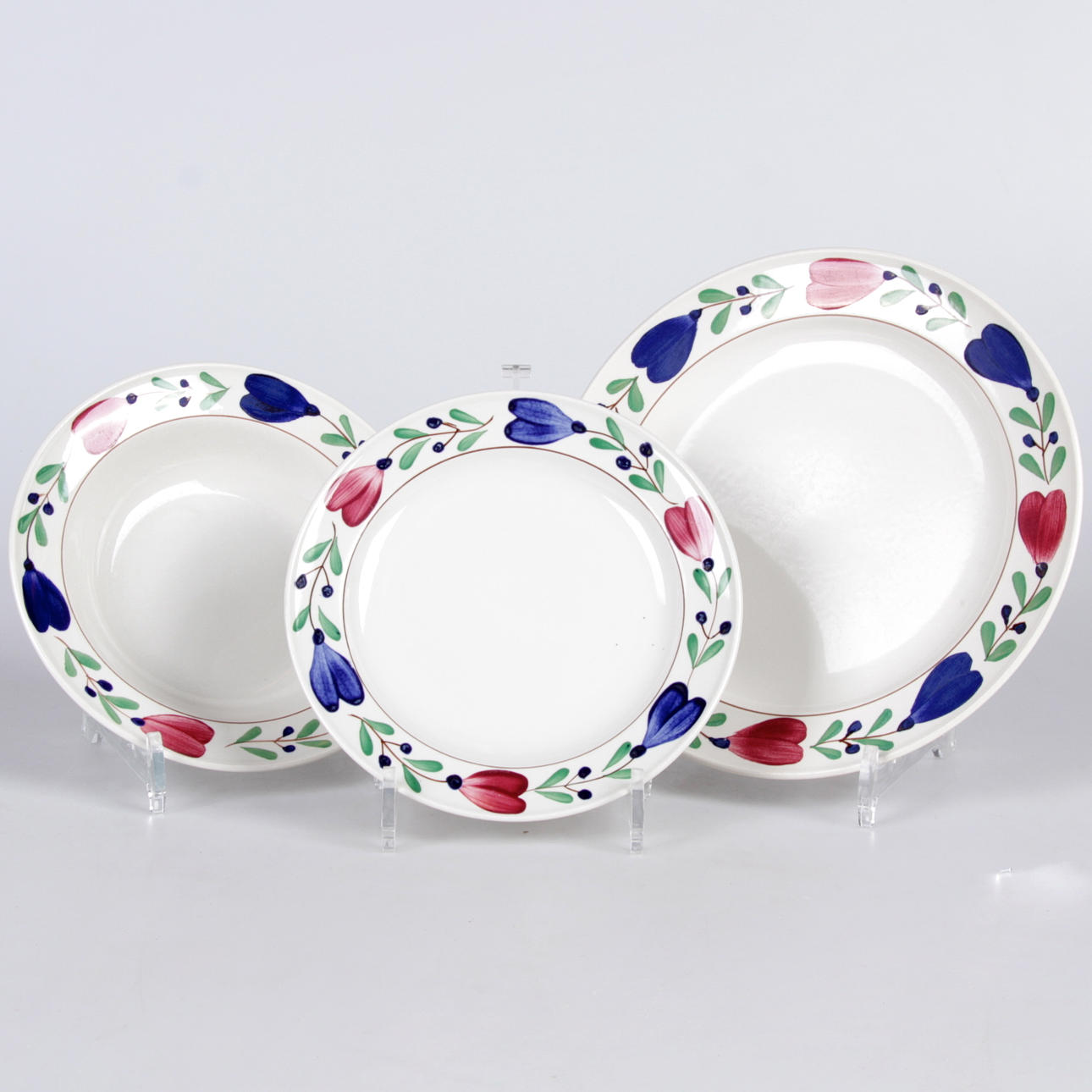 TALLRIKAR, 17 delar, porslin, "Allmoge", Gustavsberg.