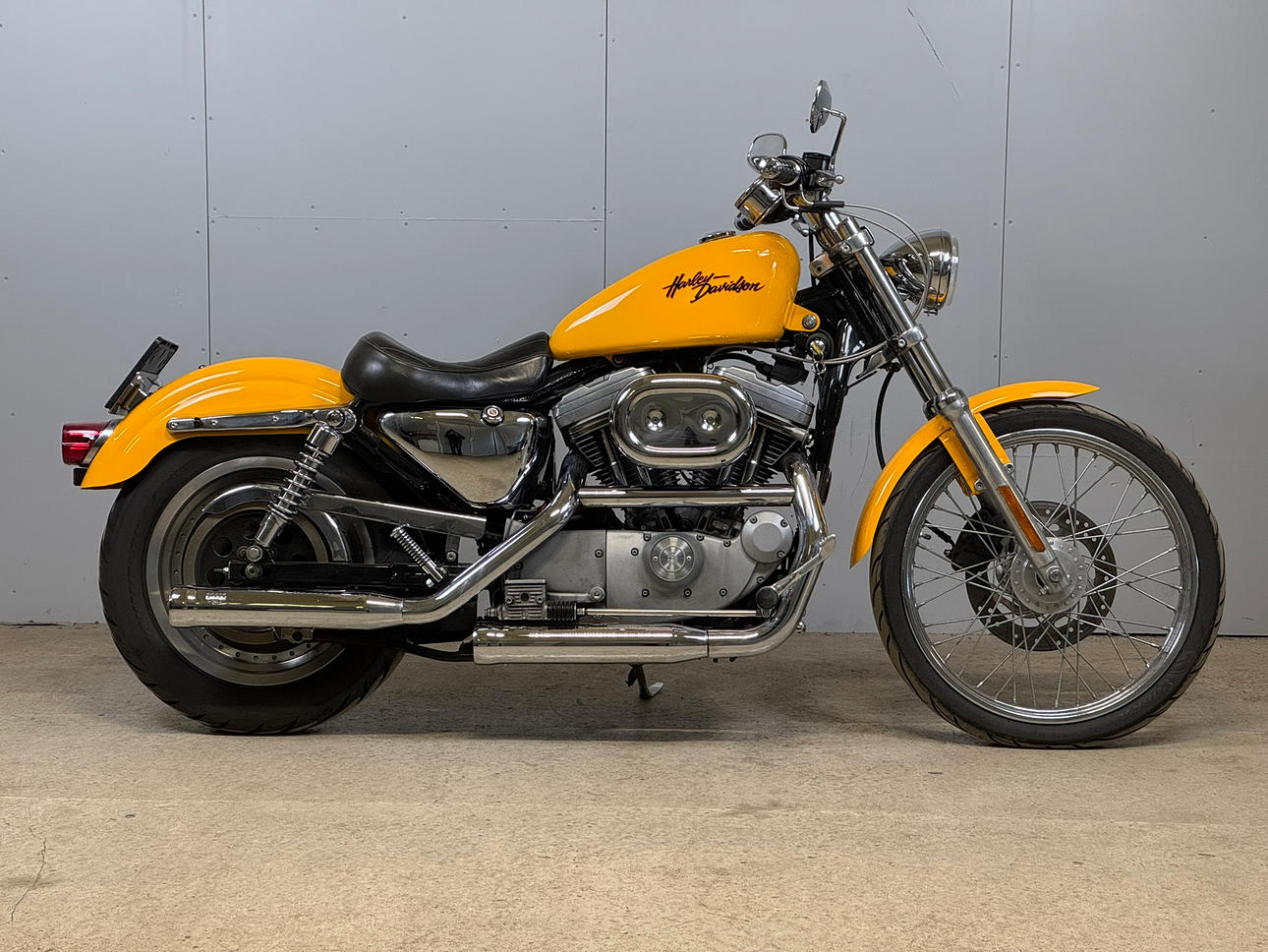 HARLEY-DAVIDSON, model Sportster 883/1200, 2001, USA. Vehicles