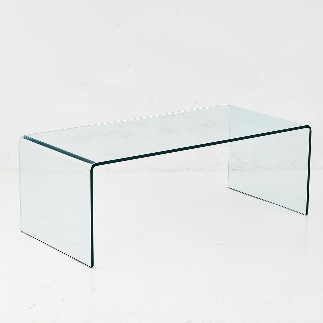 SOFFBORD, helt i gröntonat glas, 2000-tal.