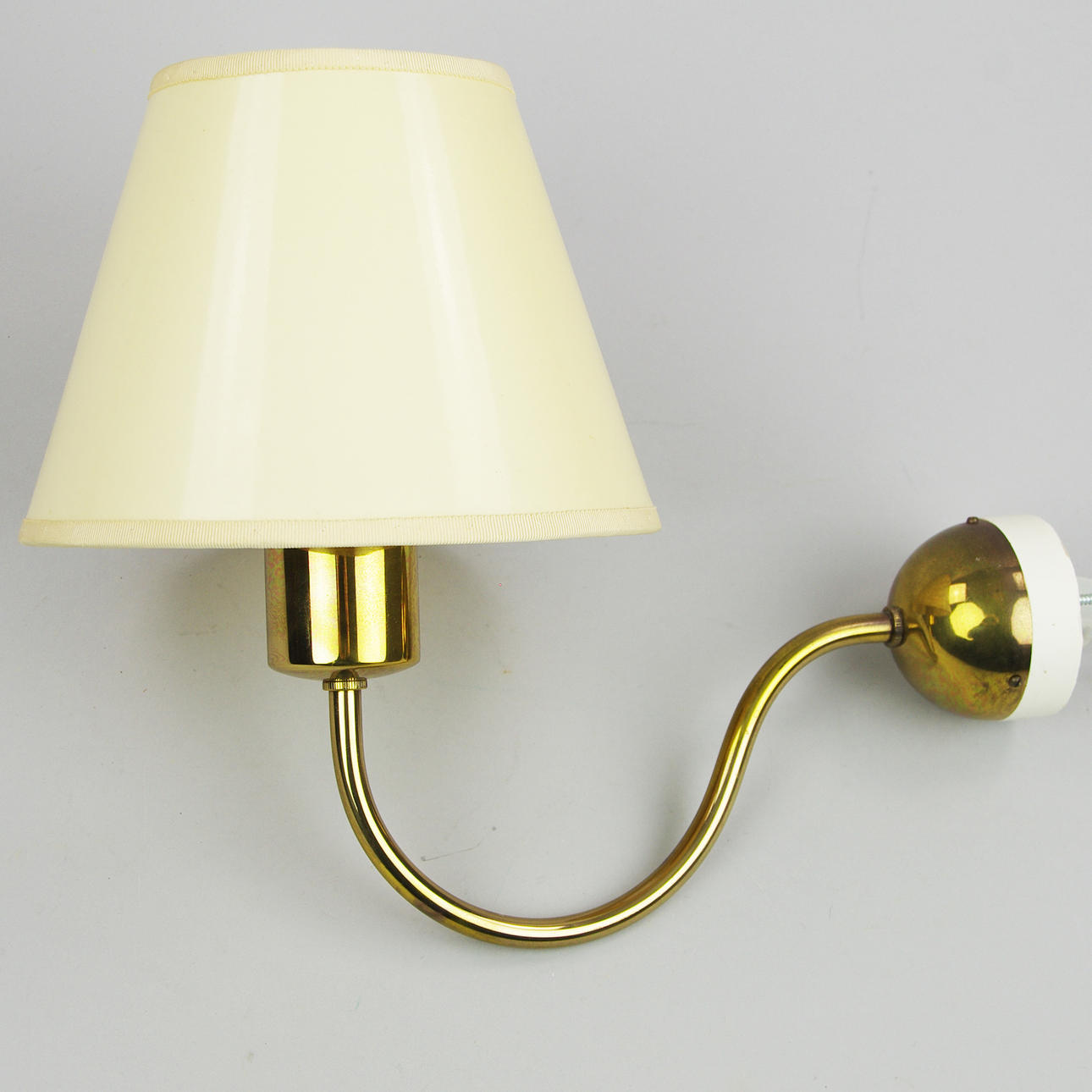 VÄGGLAMPA, mässing, Firma Svenskt tenn.