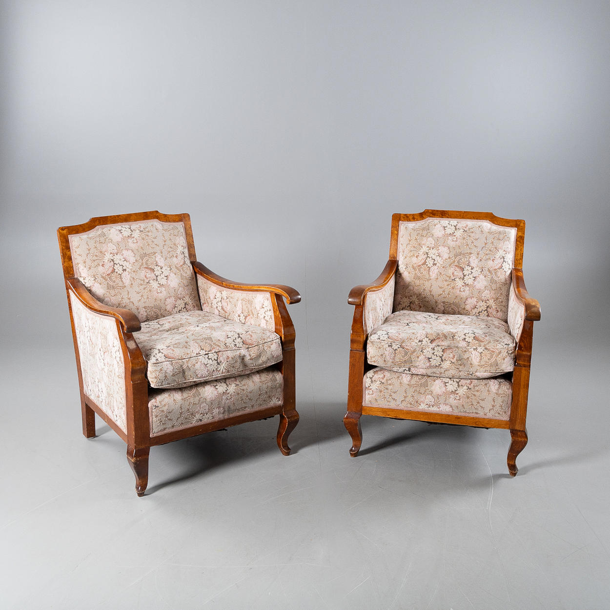 Ein Paar Jugendstil-Sessel, erste Hälfte des 20. Jahrhunderts.