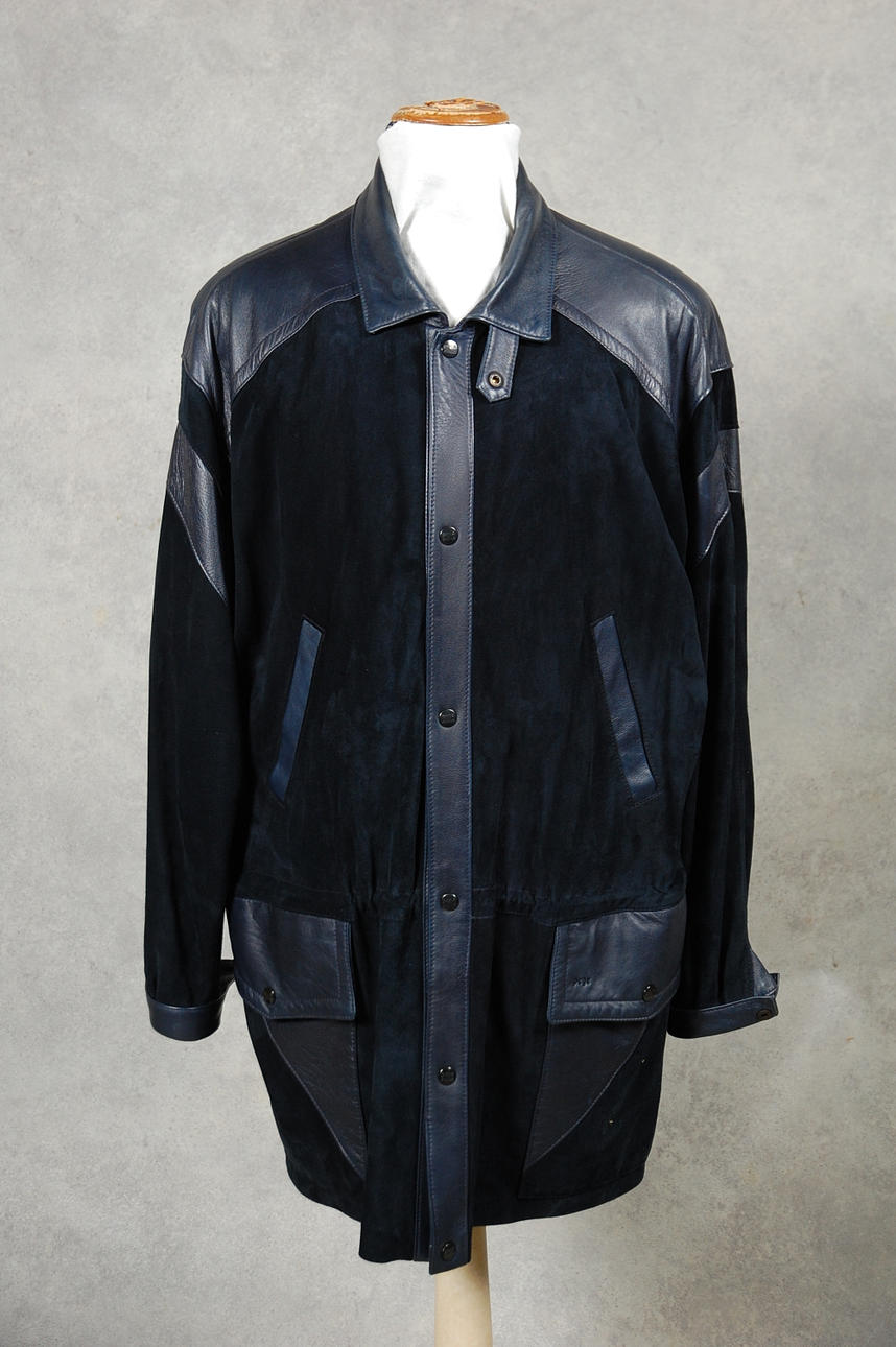 JACKA, mocka med skinn detaljer.