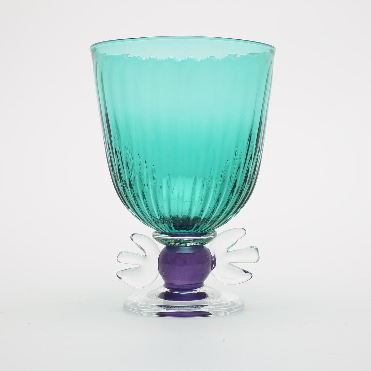 ANNA ÖRNBERG. Konstglas, "Korpvinge", signerad Anna Örnberg Sg. Strömbergshyttan UNIK 1993.