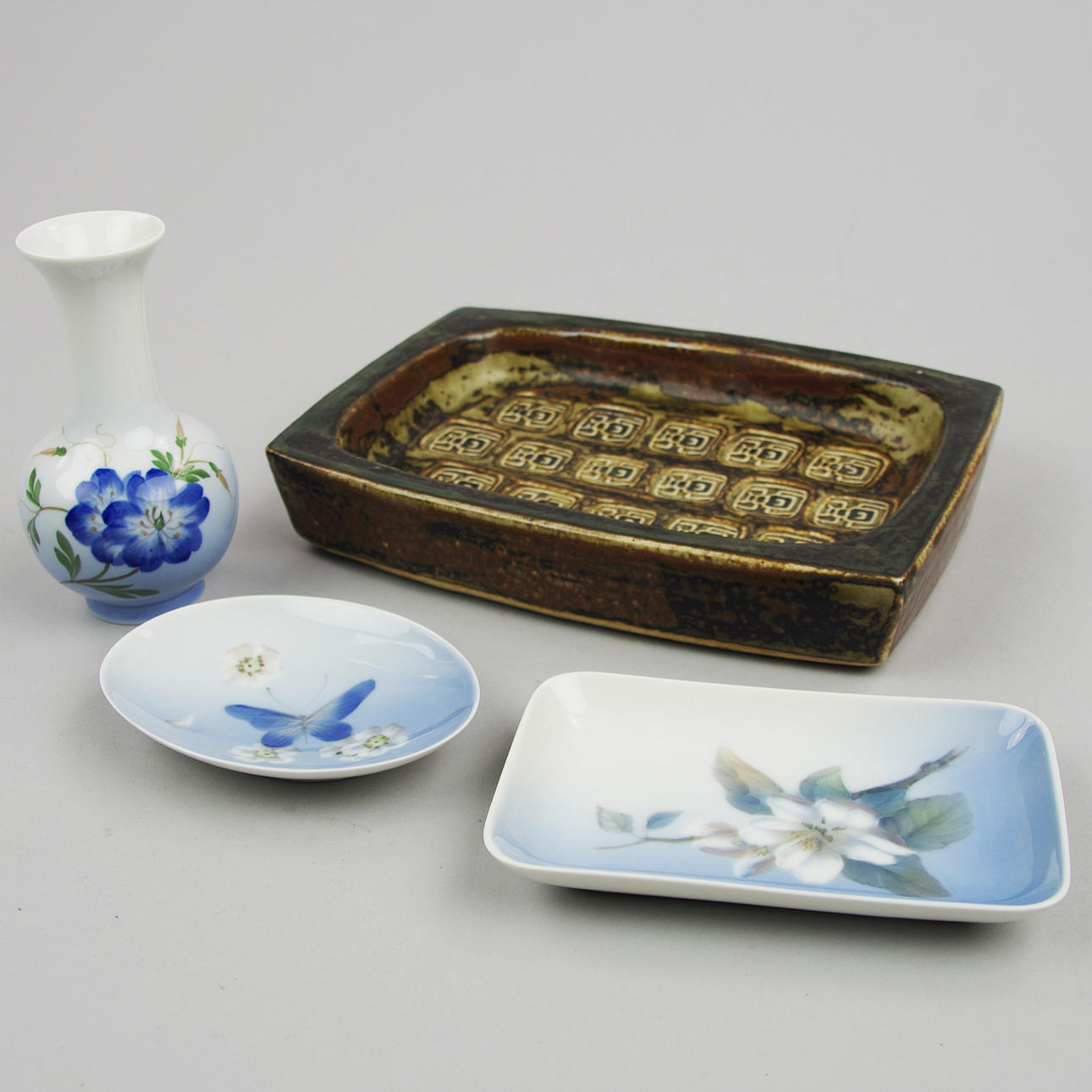 VAS SAMT FAT, 4 delar, Royal Copenhagen.