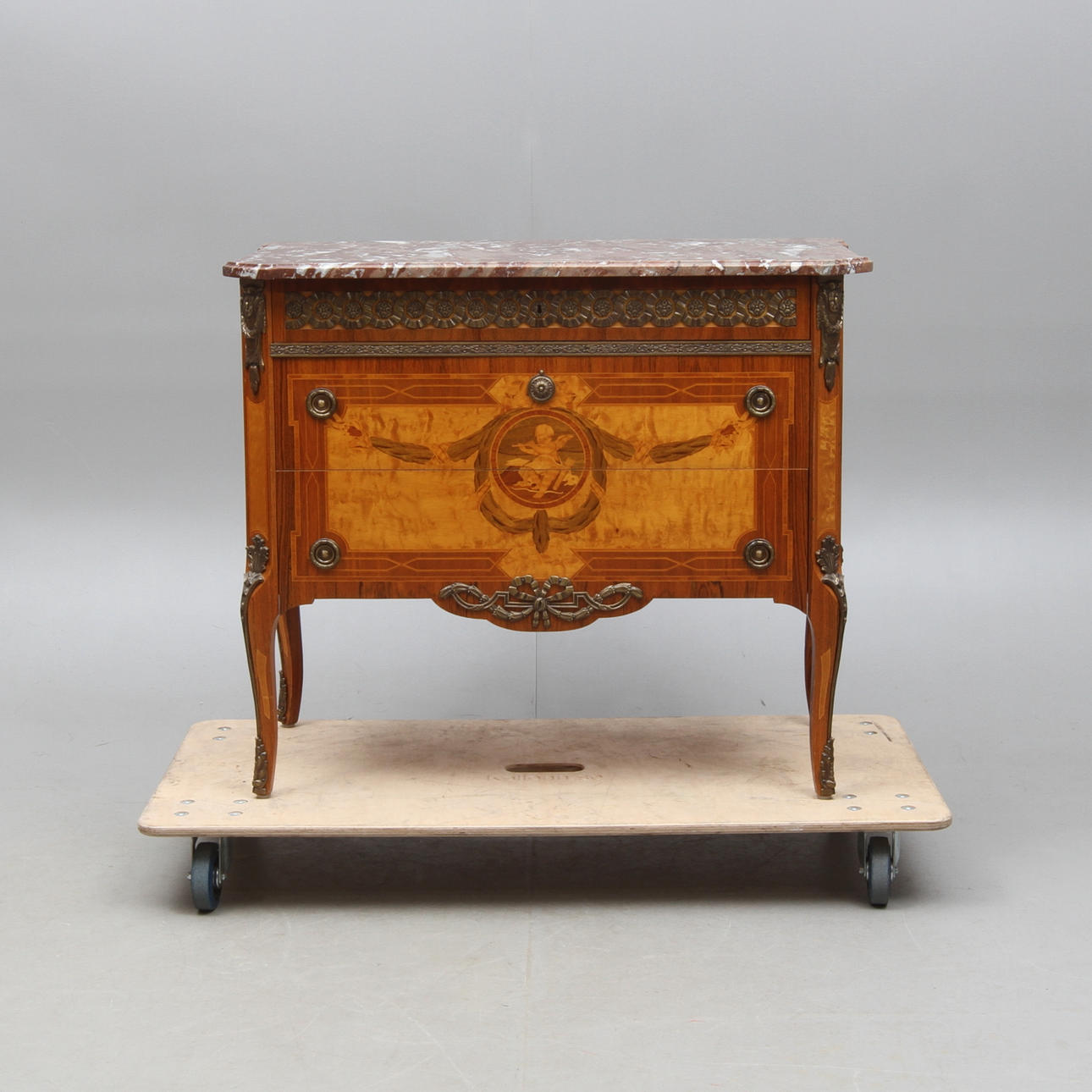 BYRÅ, med stenskiva, gustaviansk stil, 1900-tal.