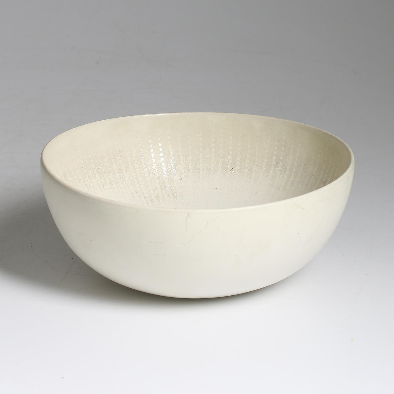 STIG LINDBERG. Skål, stengods, Gustavsberg, unik, signerad, 1900-tal.