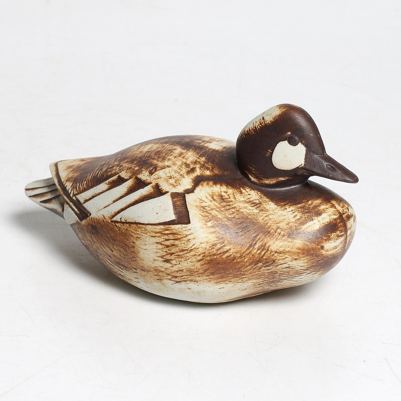 PAUL HOFF. Skulptur, stor Knipa, Gustavsberg, 1900-talets andra hälft.