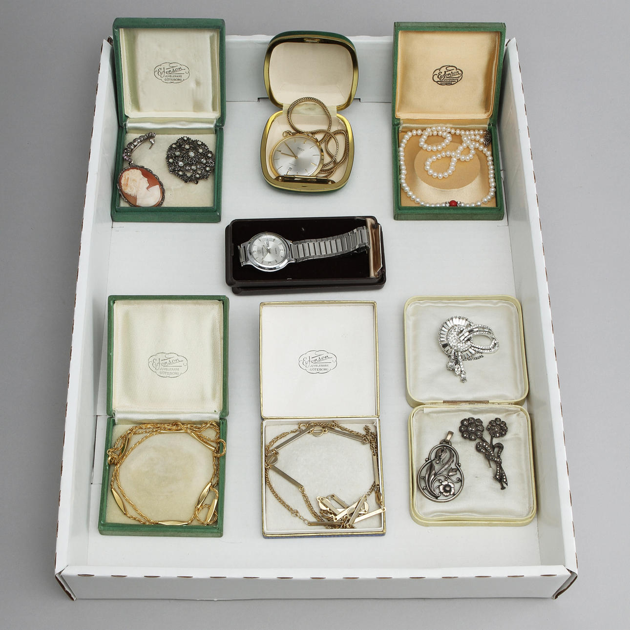 SMYCKEN, diverse bijouterier.