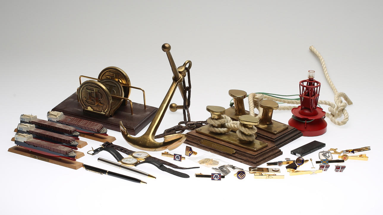 NAUTICA, skeppsrelaterade föremål.