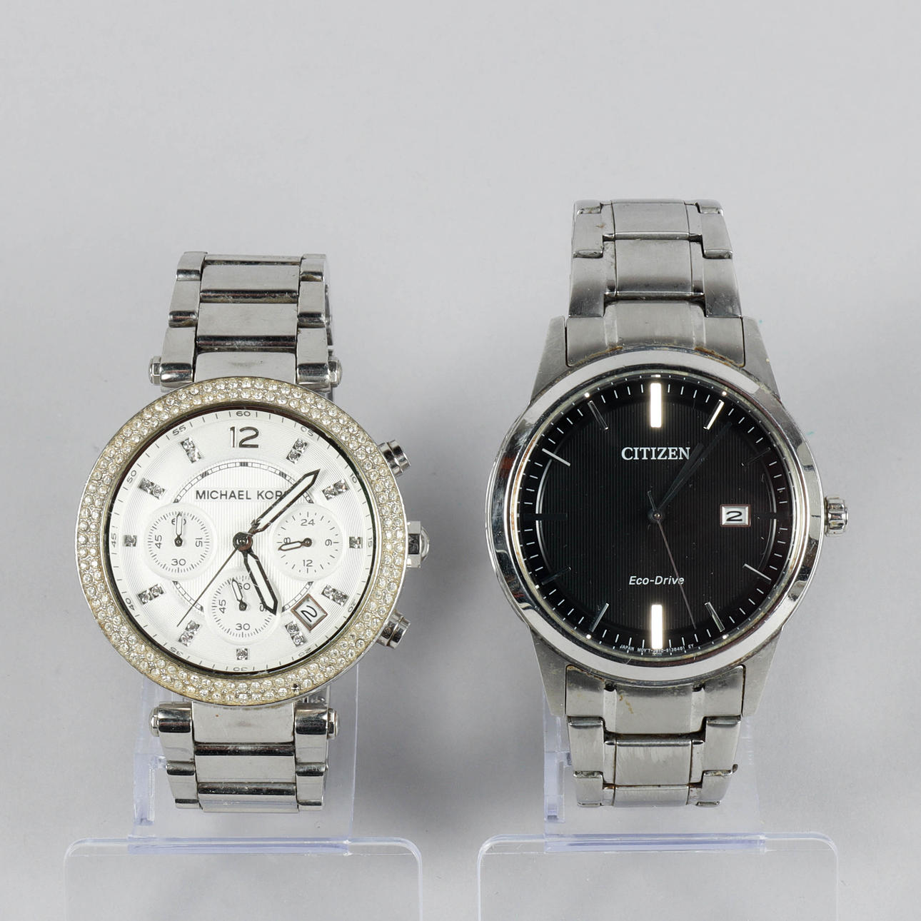 WRISTWATCH 2 pieces, steel, quartz.