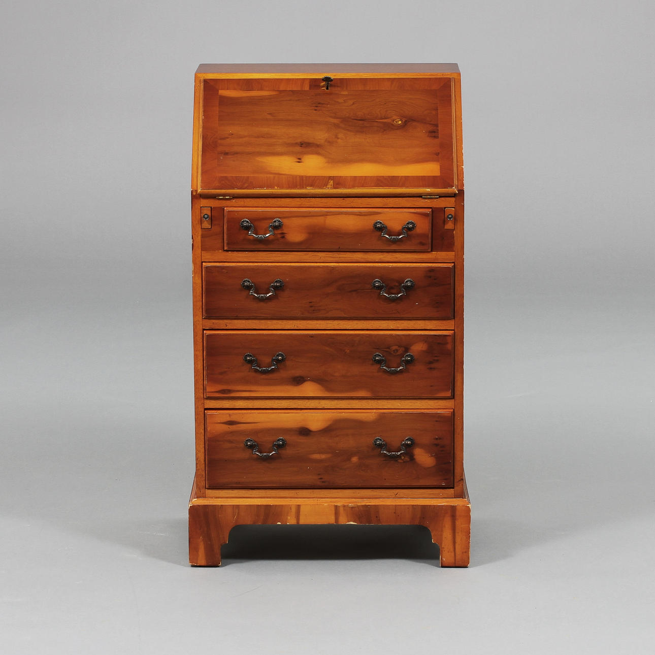 SNEDKLAFFSSEKRETÄR, 1900-tal.