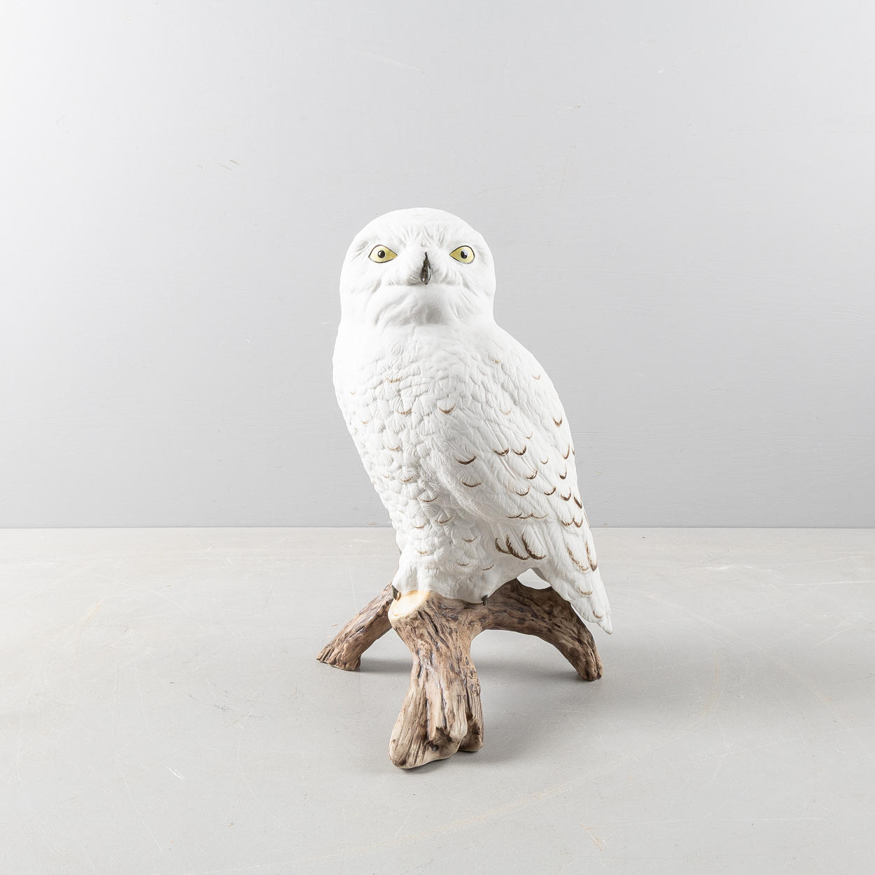 PORZELLANFIGUR, Eule, Royal Dux.