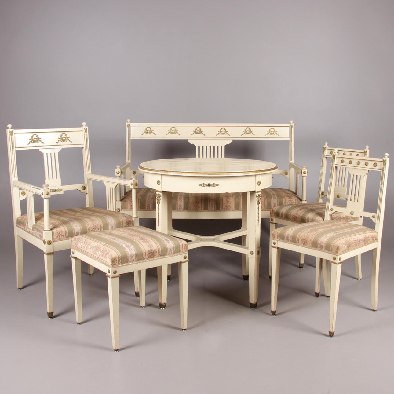 SALONGSMÖBEL, 6 delar, gustaviansk stil, 1900-tal.