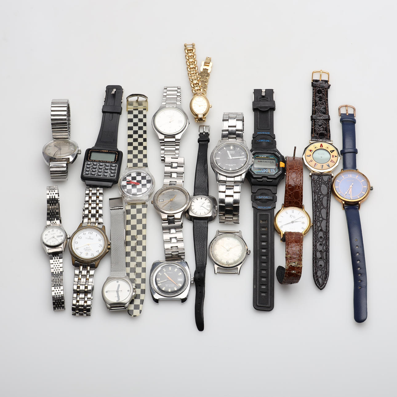 ARMBANDSUR 17stycken quartz, digitala.