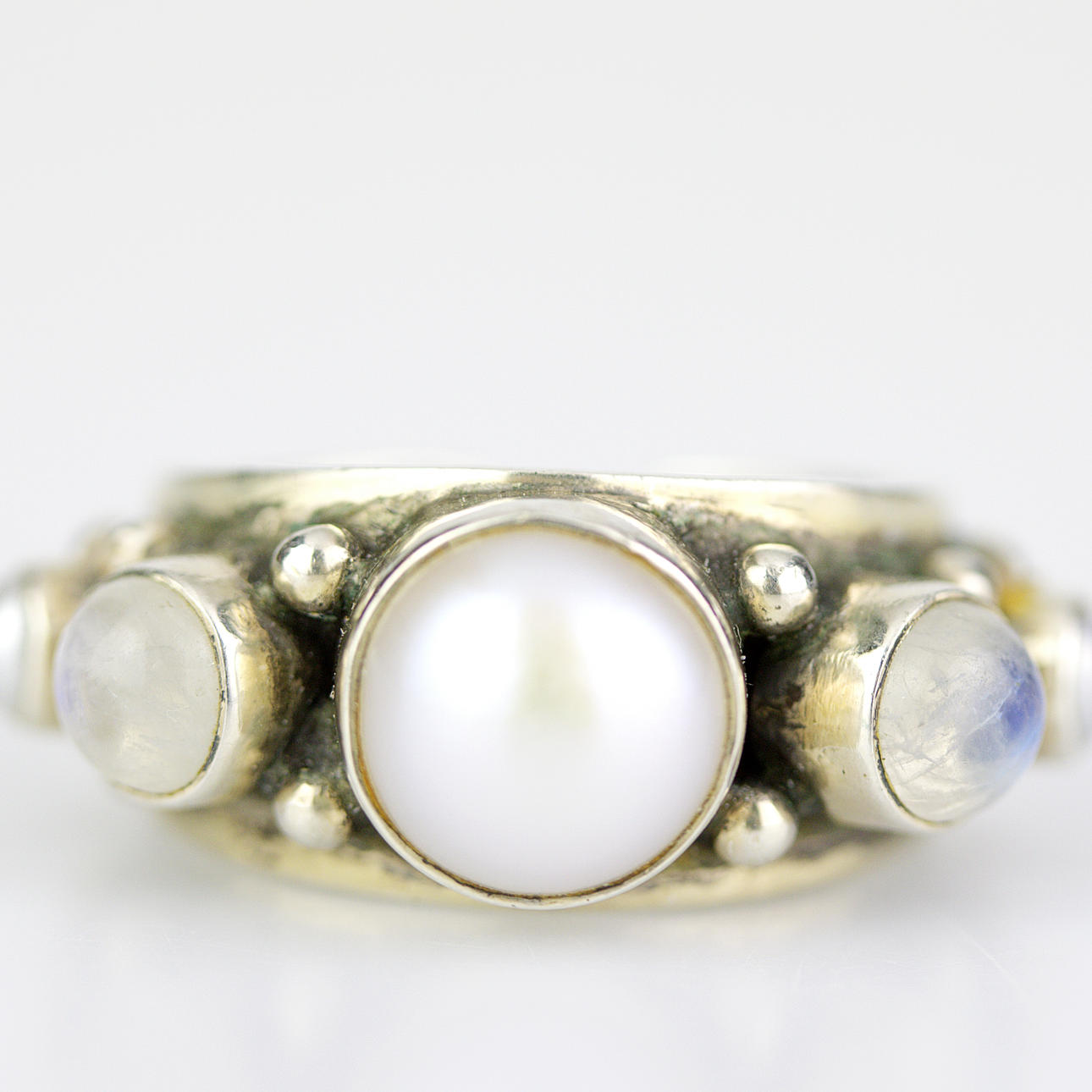 RING, silver med pärlor, KumKum.