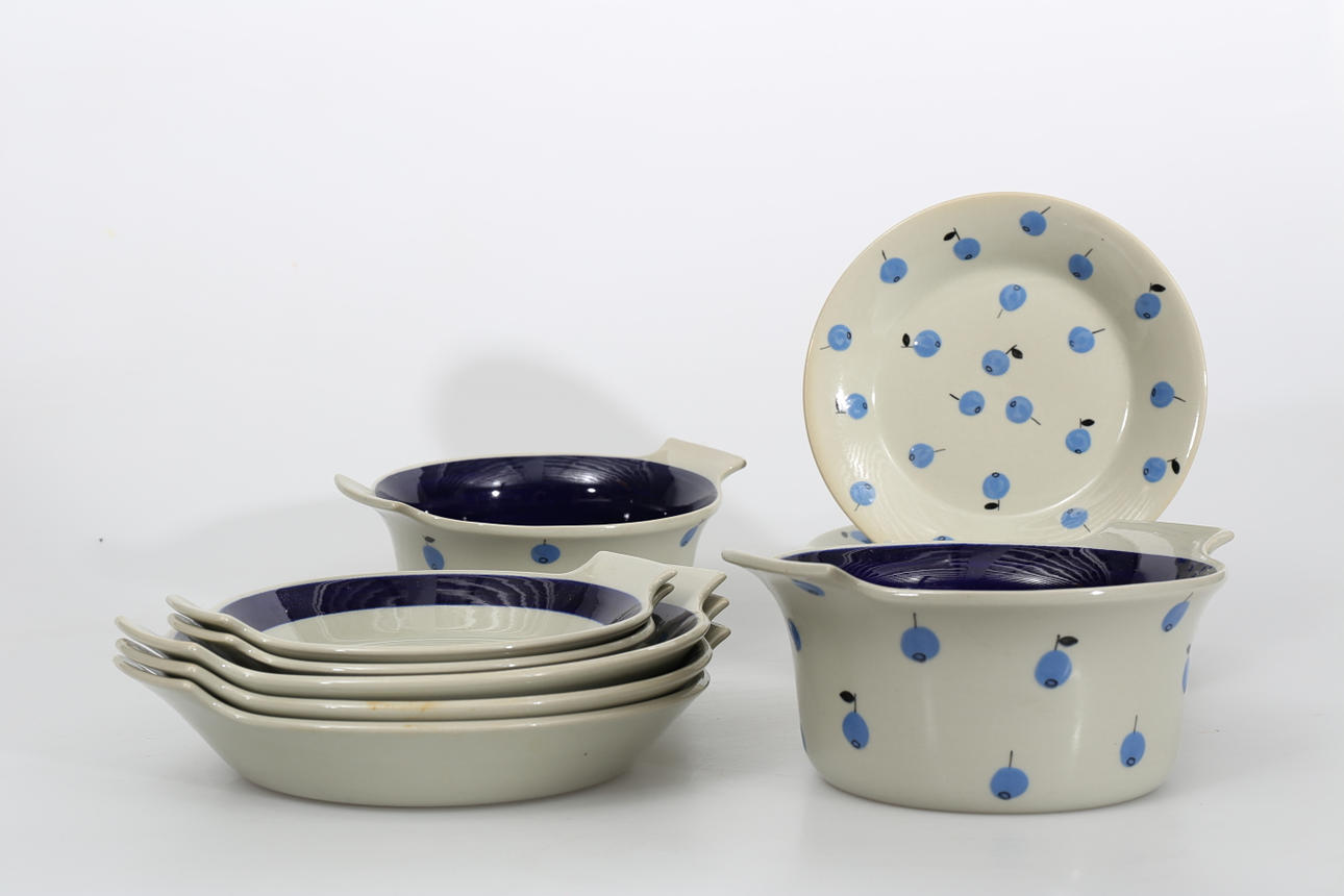 SERVISDELAR, porslin, 13 delar, design Mona Wessman, Rörstrand.