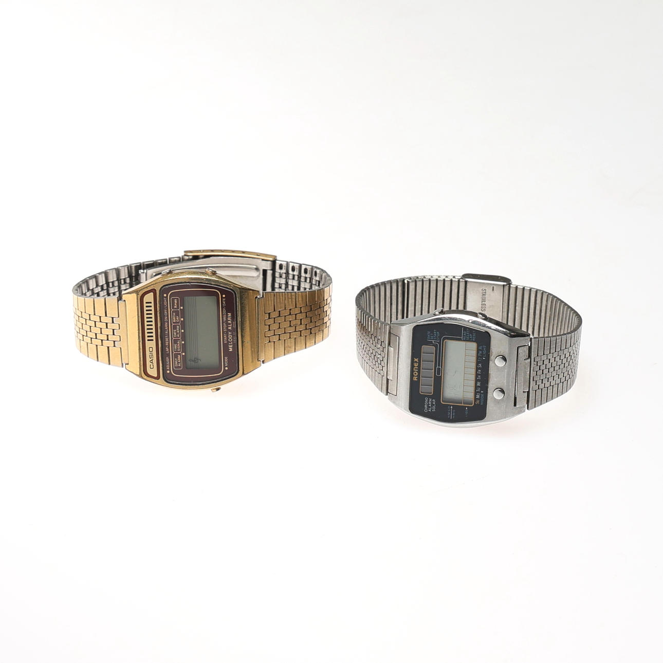 WRISTWATCHES 2 PCS. Casio, Ronex, adjustable bracelets, 1980s.