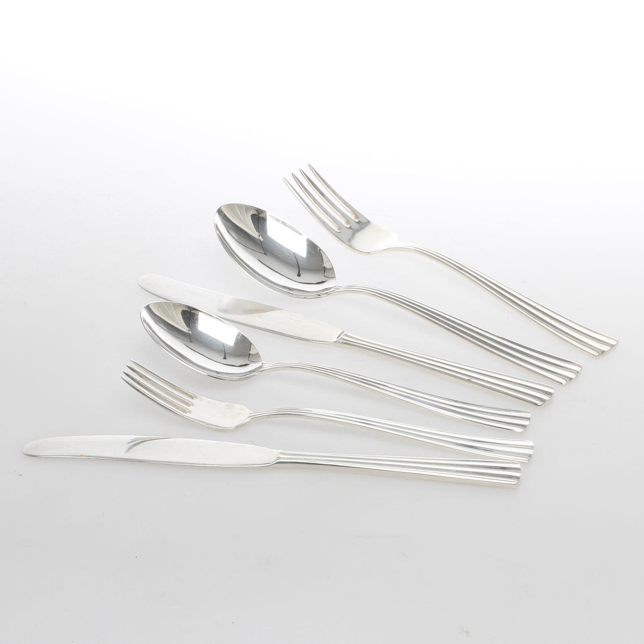 BESTICKSERVIS, 74 delar, nysilver, 1900-talets andra hälf.