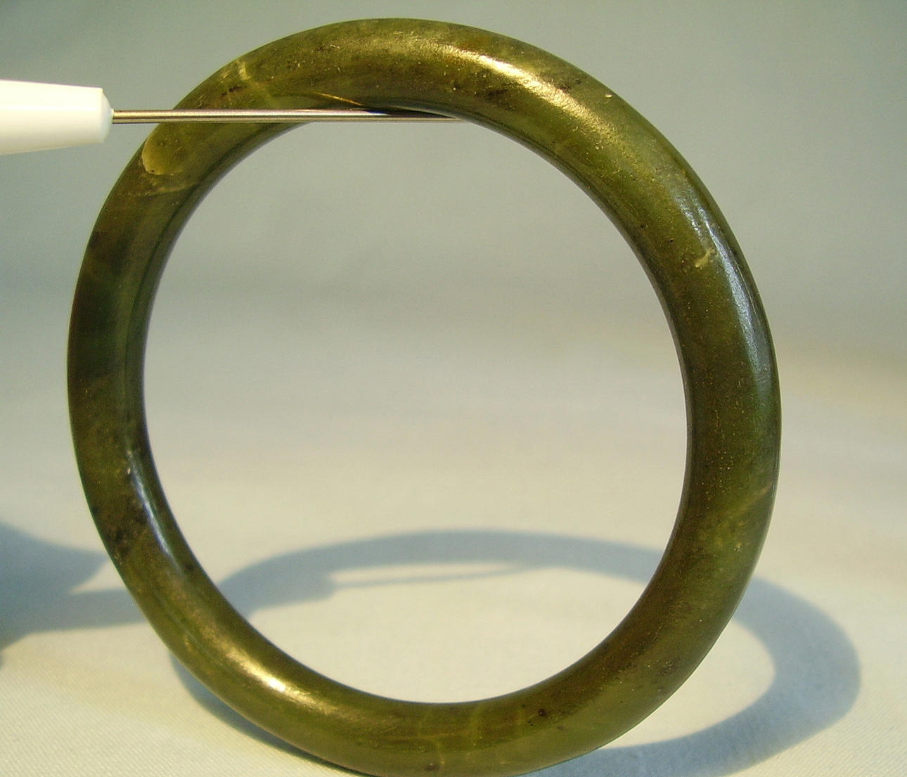 JADE ARMRING handgjorda massivt.