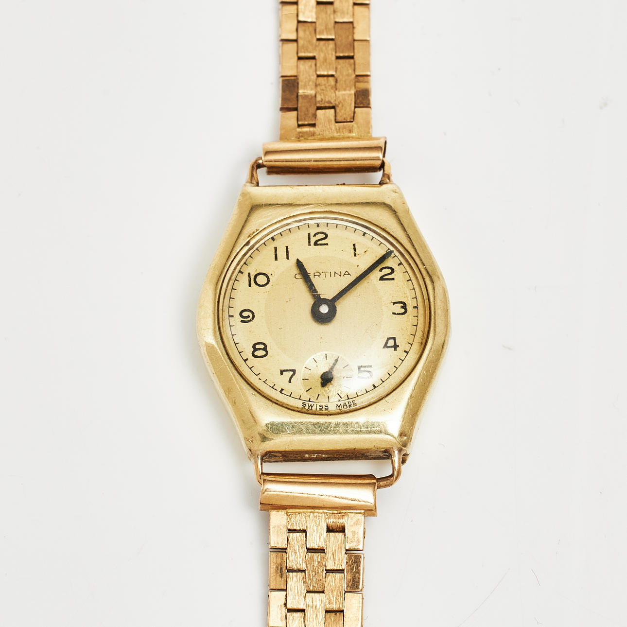 CERTINA, naisten rannekello, 14k kultaa.