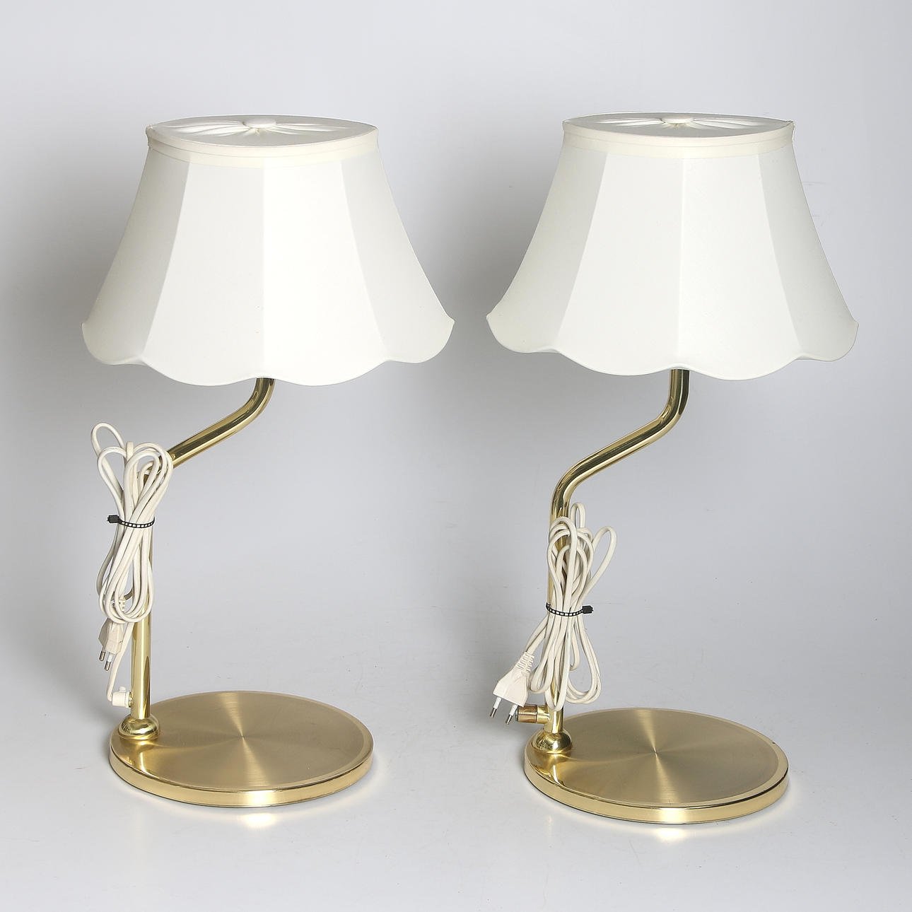 BORDSLAMPOR, ett par, Öia. 1900-talets andra hälft.