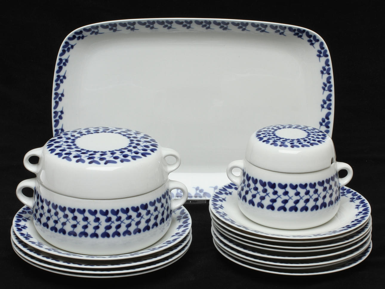 SERVISDELAR, 15 delar porslin, "Swedish Blue", Carl-Harry Stålhane för Rörstrand.