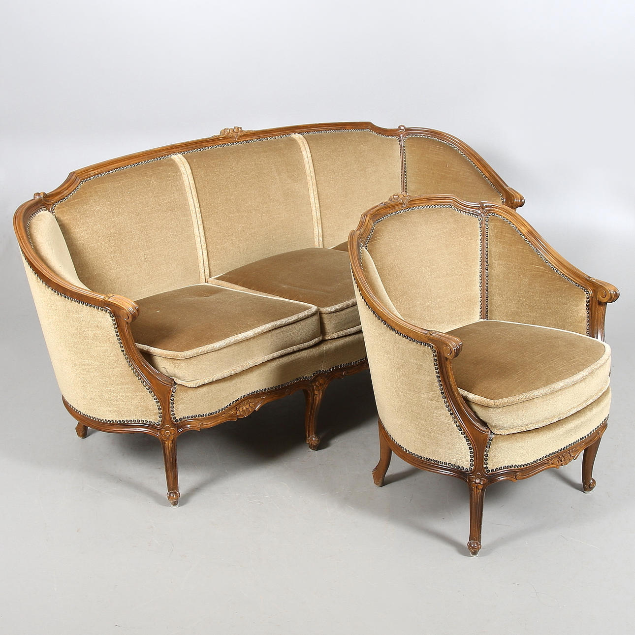 SOFFA och FÅTÖLJ, rokokostil, 1900-talets mitt-.