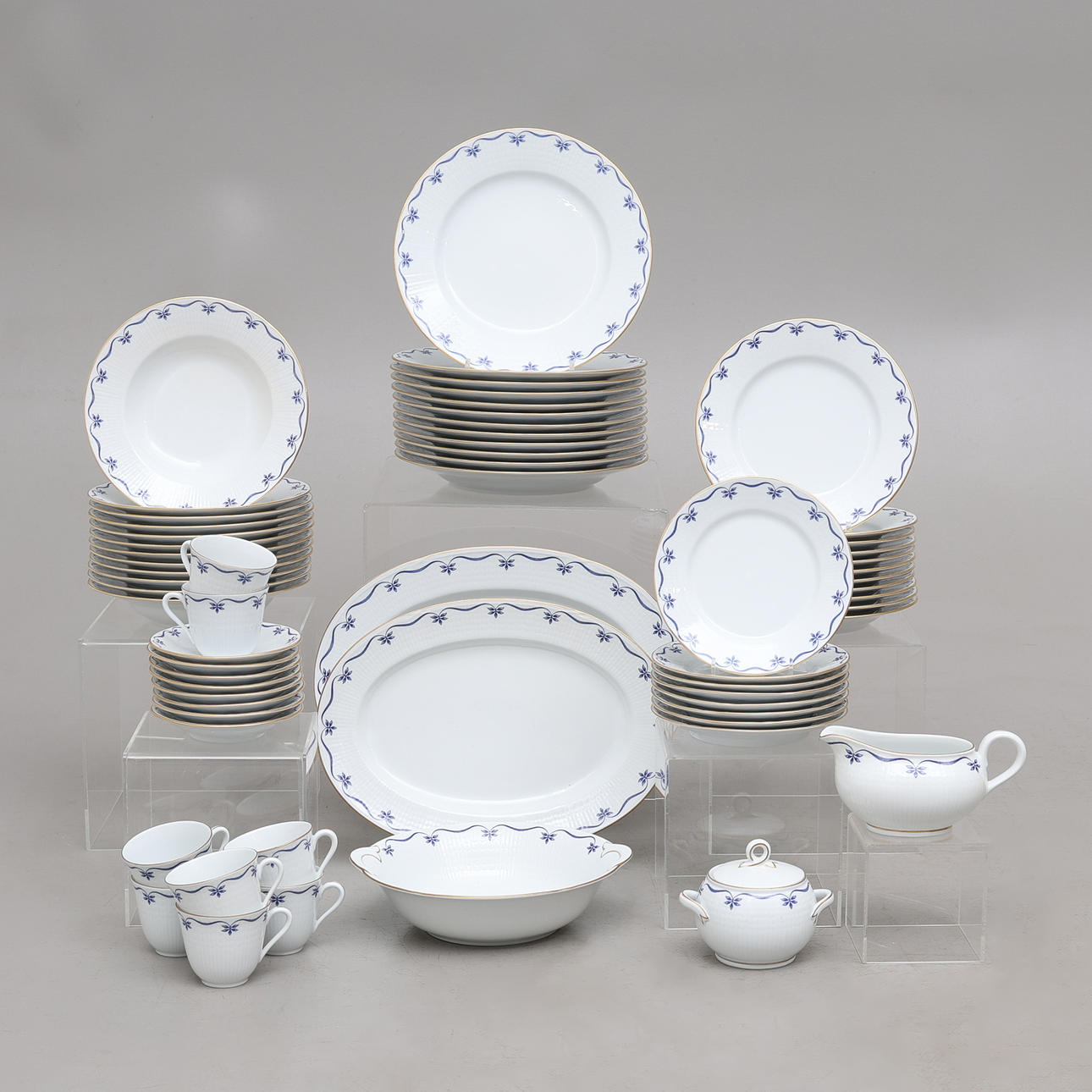 SERVIS, 56 DELAR, "Mårbacka", Rörstrand.