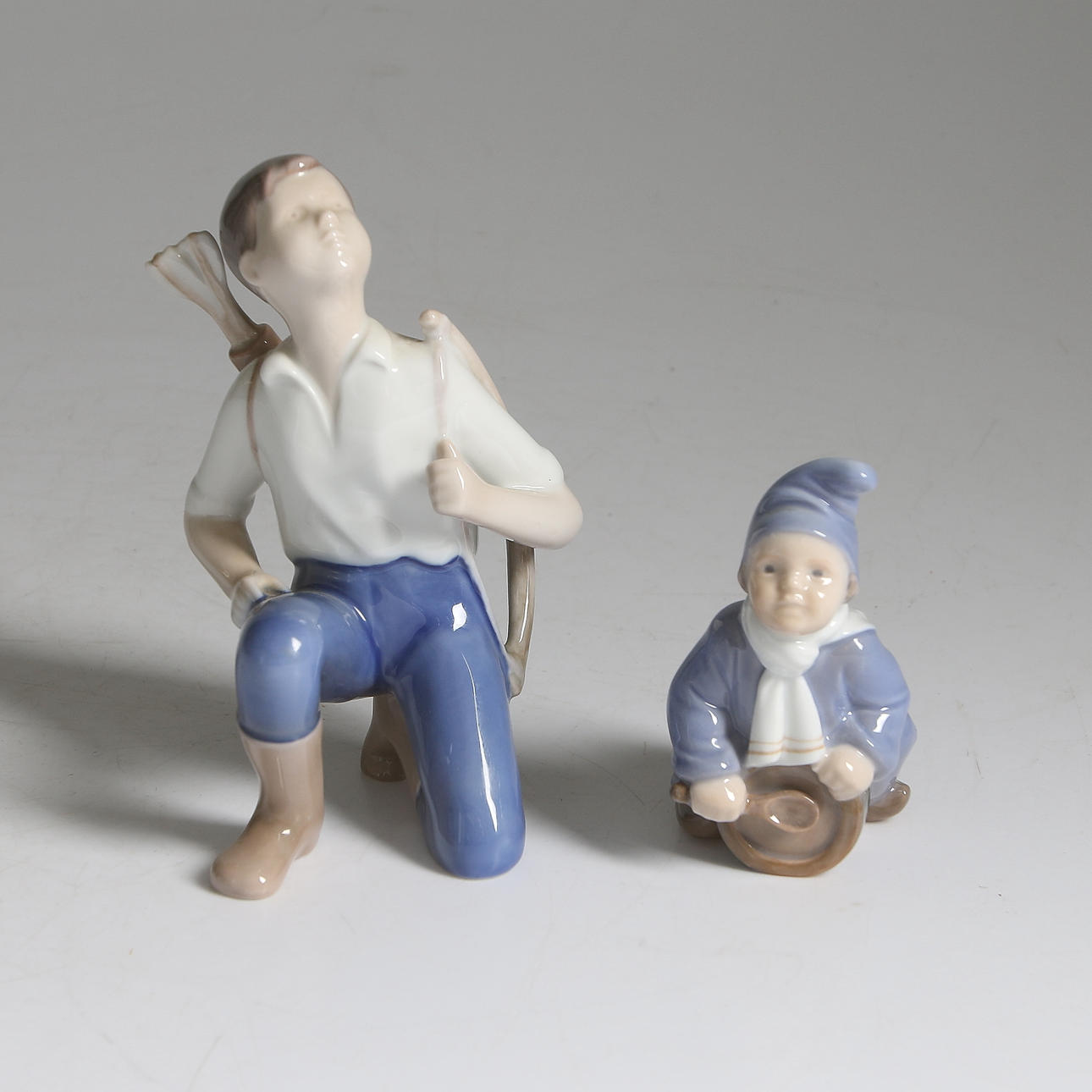 FIGURINER, 2 st, porslin, Bing & Gröndal och Royal Copenhagen.