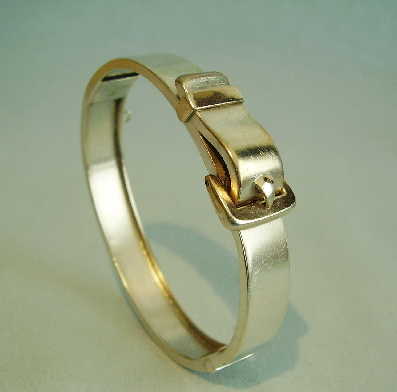 SILVER ARMBAND BÄLTE FORM.