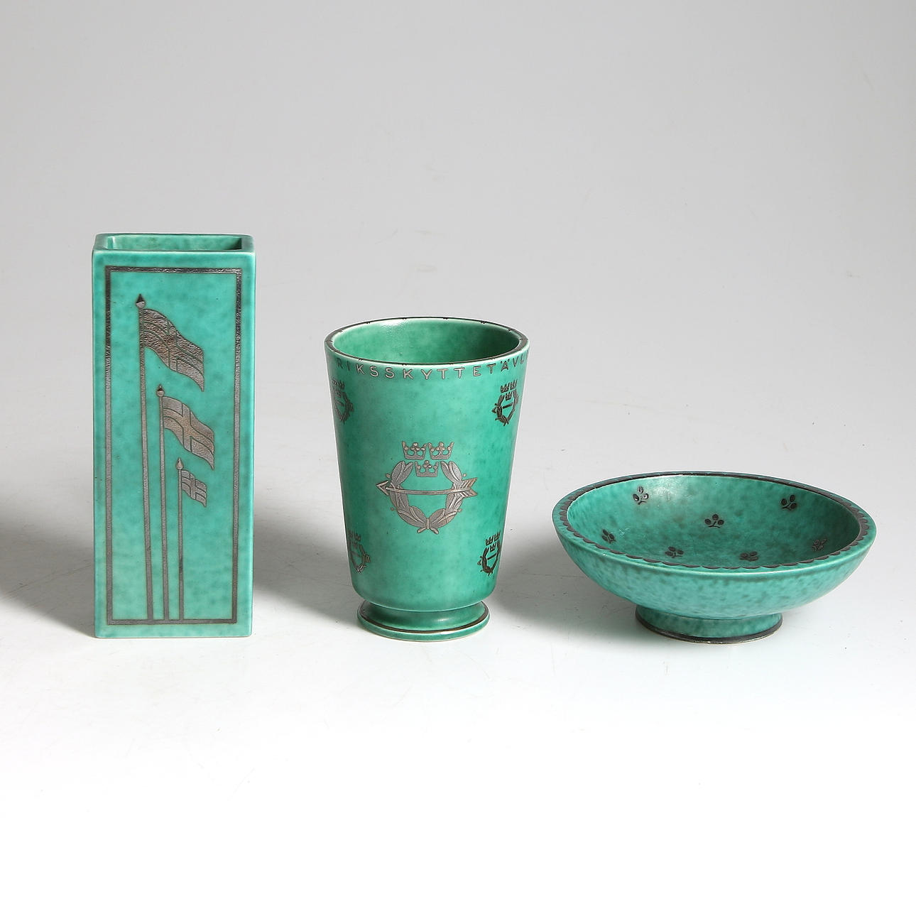 VASER samt SKÅL, 3 delar, stengods, "Argenta", Wilhelm Kåge, Gustavsberg.