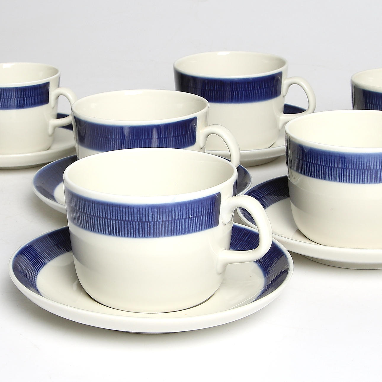 TE/KAFFESERVISDELAR, porslin, 16 delar, "Koka", "Koka Blå", Hertha Bengtsson, Rörstrand.