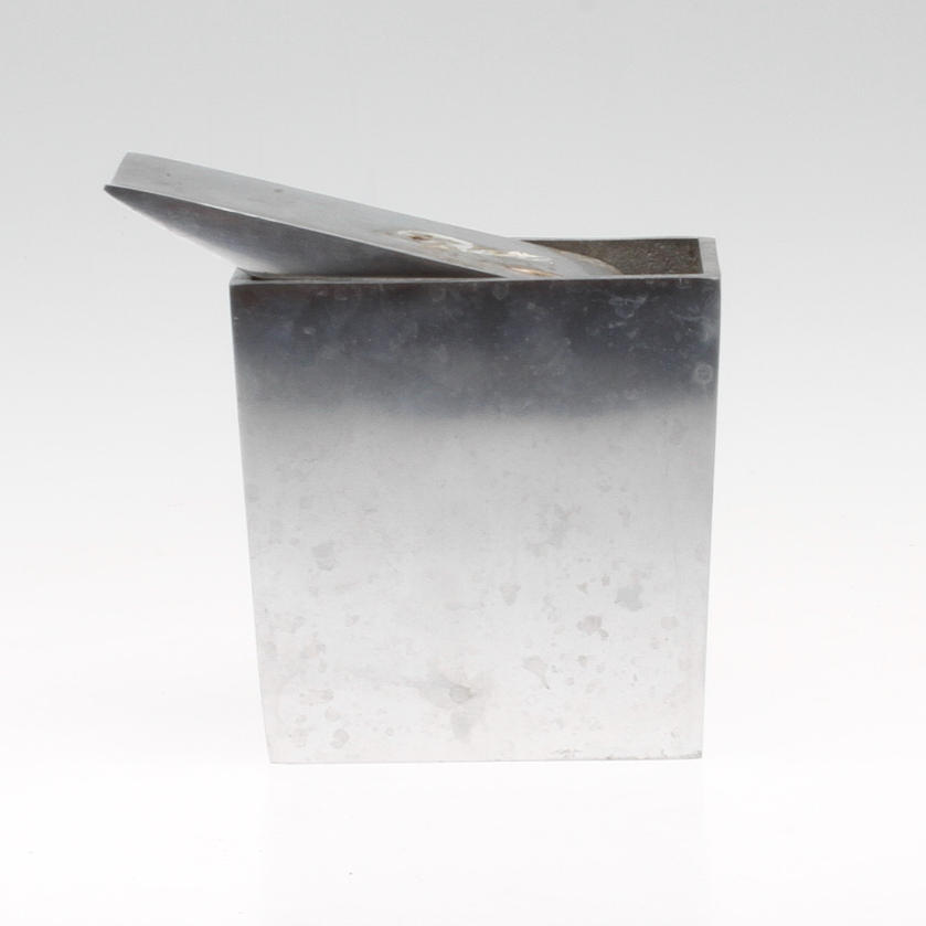ASKKOPP, aluminium, "Ray Hollis Ashtray", Philippe Starck.