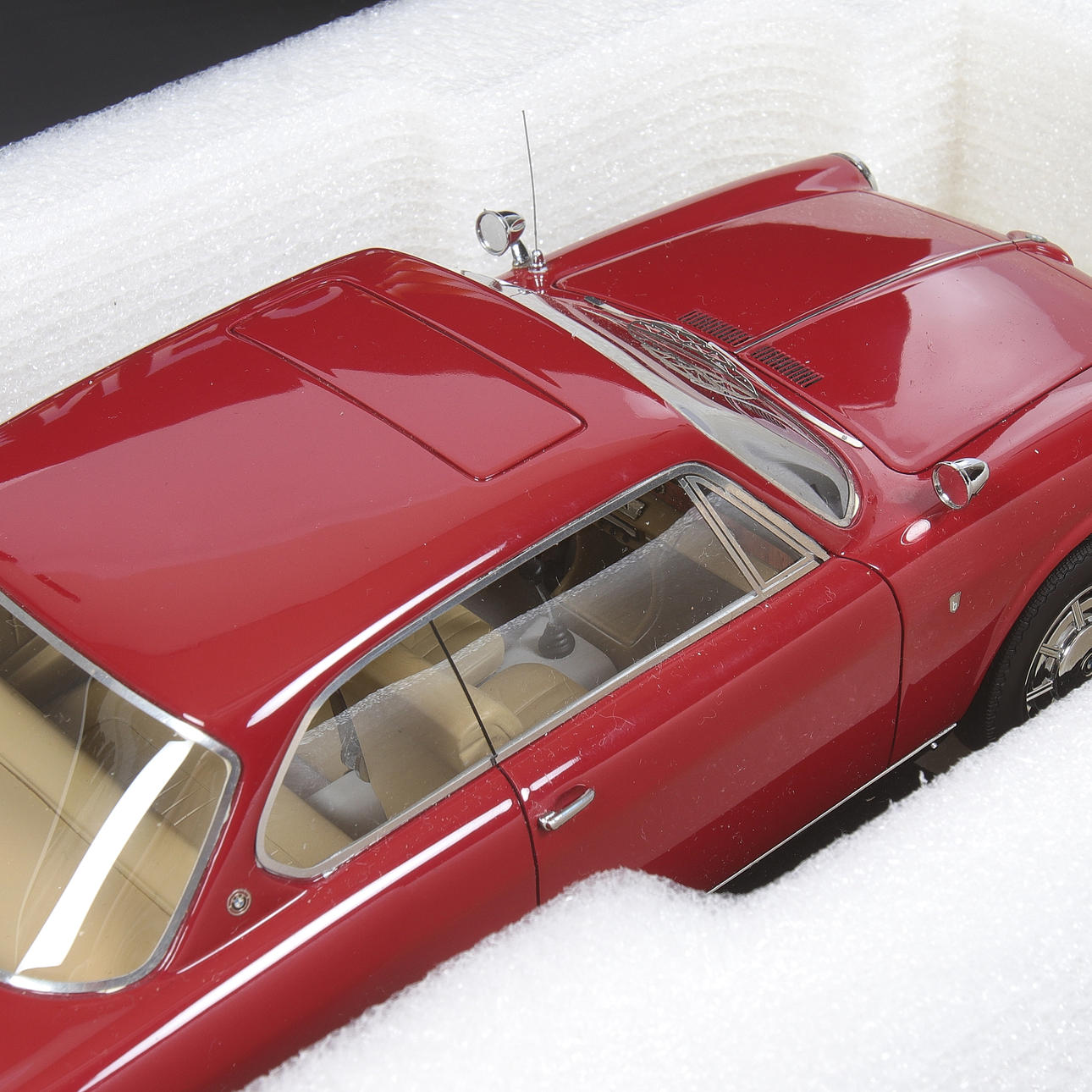 MODEL CAR, metal/resin, BMW 3200CS Bertone Coupe, NEO, scale 1:18