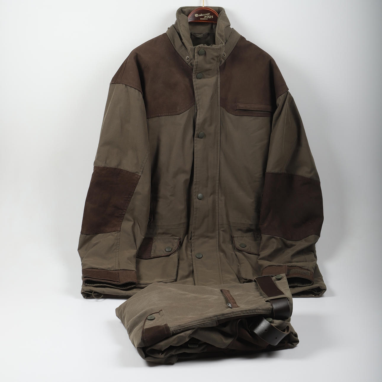 HUNTING CLOTHES, 2 pieces, Abeko.